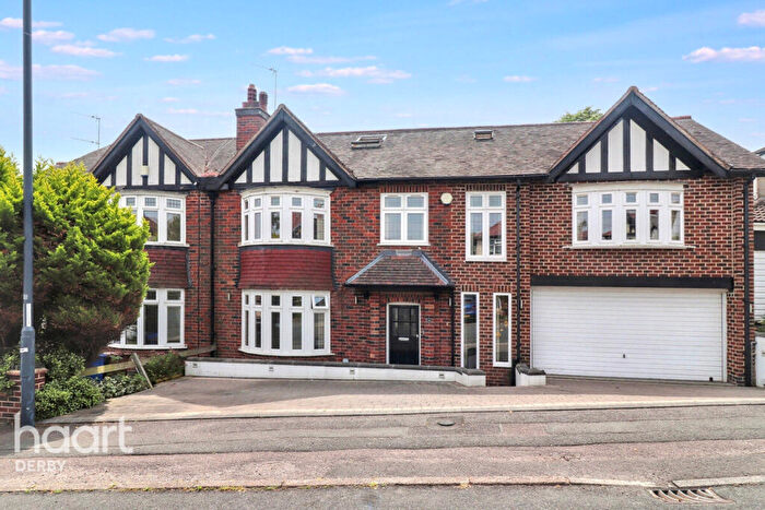 8 Bedroom Semi Detached House For Sale In South Avenue, Littleover, DE23