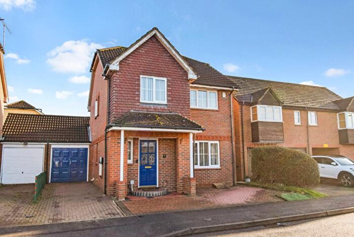 4 Bedroom Detached House For Sale In Eltham Avenue, Cippenham, Berkshire, SL1