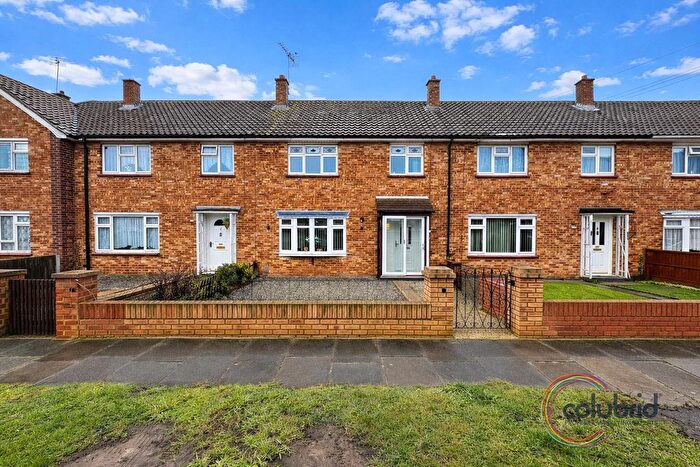 3 Bedroom Terraced House For Sale In Longhouse Road, Chadwell St Mary, RM16