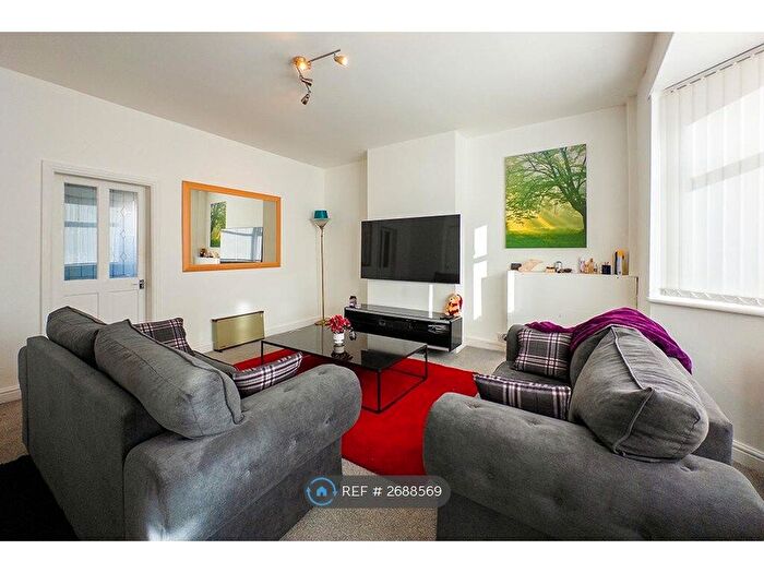 2 Bedroom Semi-Detached House To Rent In Broadhurst Avenue, Swinton, Manchester, M27