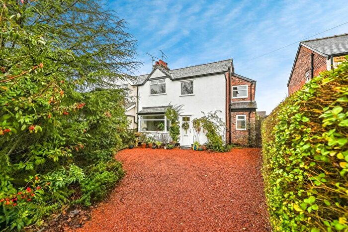 4 Bedroom Detached House For Sale In Rimmers Avenue, Formby, Liverpool, Merseyside, L37