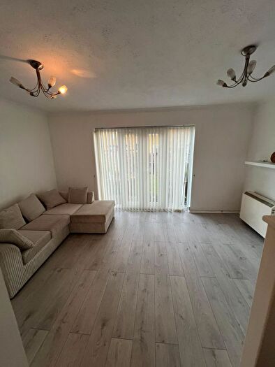 3 Bedroom End Of Terrace House To Rent In Mahon Close, Enfield, EN1