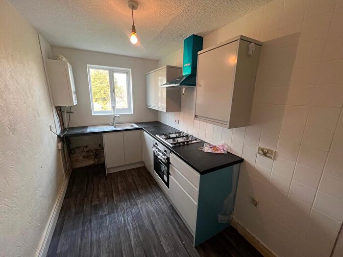 2 Bedroom Apartment To Rent In Hertford Road, Waltham Cross, EN8