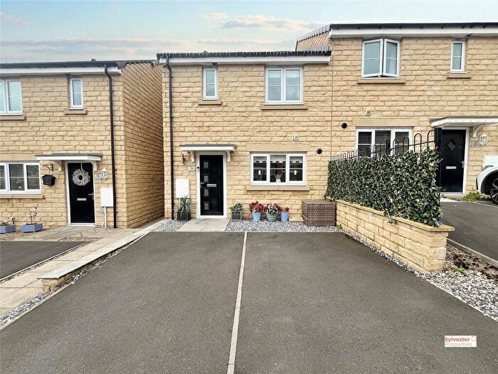 3 Bedroom Semi-Detached House For Sale In Wooler Drive, Stanley, DH9