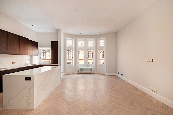 2 Bedroom Flat To Rent In Hans Road, London, SW3
