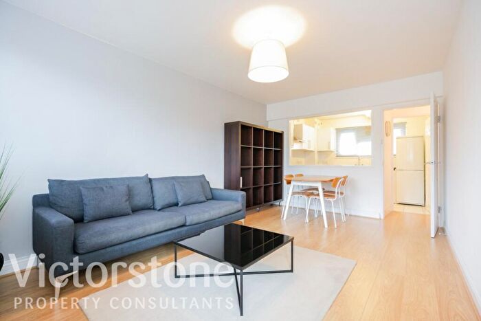 1 Bedroom Flat To Rent In Macclesfield House, Central Street, London, Greater London, EC1V