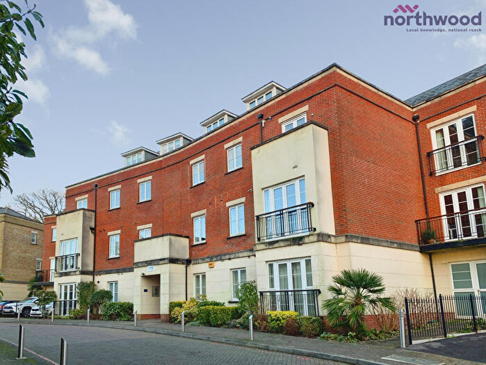 2 Bedroom Flat To Rent In Providence Park, Bassett, SO16