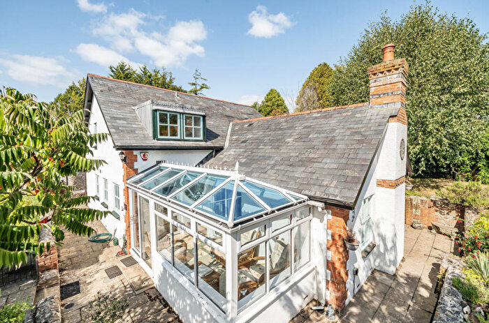 4 Bedroom Detached House For Sale In Littletown Road, Honiton, Devon, EX14