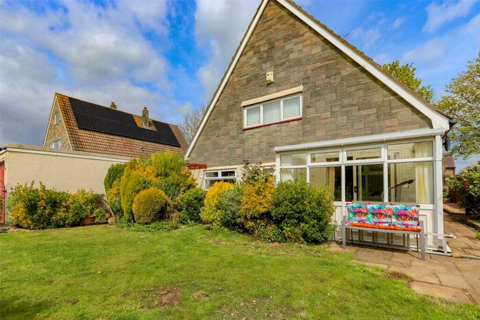 4 Bedroom Detached House For Sale In Gable Close, Easter Compton, Bristol, BS35
