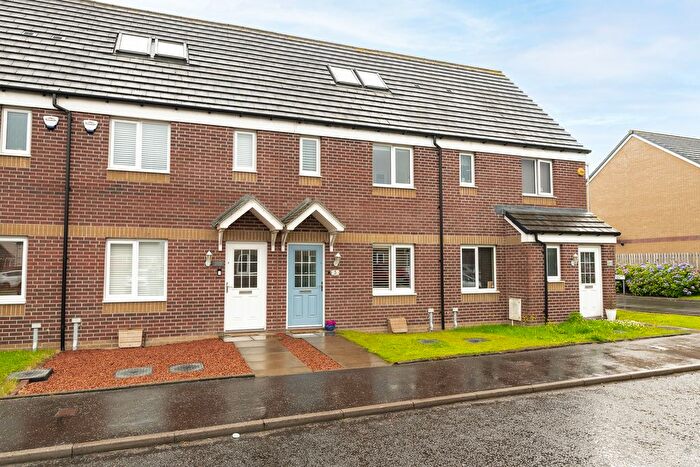 3 Bedroom Terraced House For Sale In Bond Drive, Glasgow, G43
