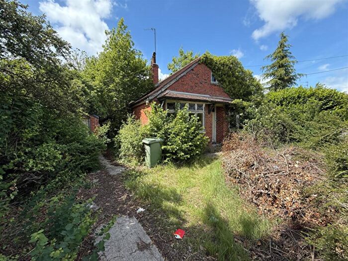 2 Bedroom Detached Bungalow For Sale In Hawkeridge Road, Heywood, Westbury, BA13