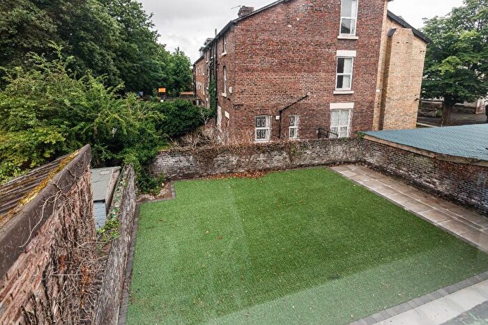 5 Bedroom Apartment To Rent In Hartington Road, Liverpool, Merseyside, L8
