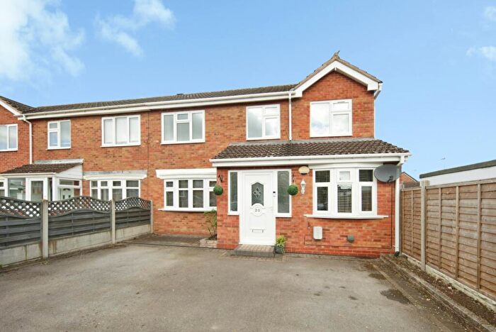 4 Bedroom Semi Detached House For Sale In Temple Way, Coleshill, Birmingham, Warwickshire, B46