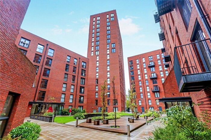 3 Bedroom Apartment For Sale In Sillavan Way, Salford, M3