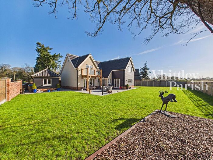 4 Bedroom Detached House For Sale In Bury Road, Stuston, Diss, IP21