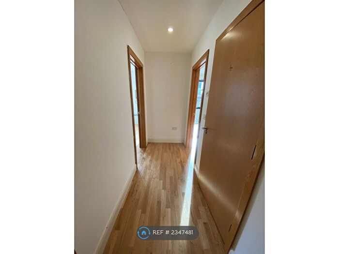 1 Bedroom Flat To Rent In Waterworks Yard, Croydon, CR0