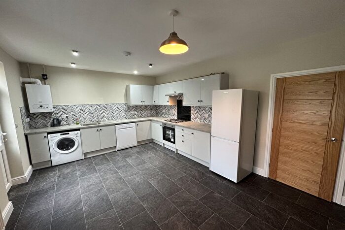 3 Bedroom Terraced House To Rent In Harcourt Street, Beeston, NG9