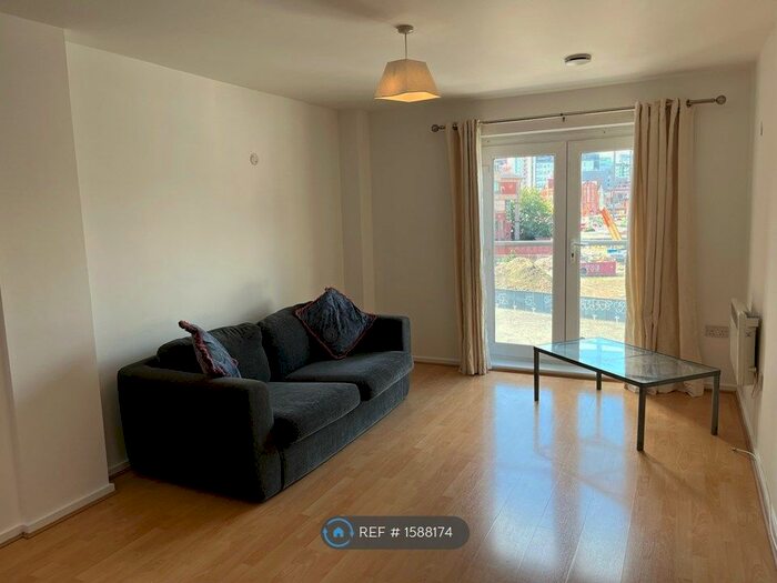 2 Bedroom Flat To Rent In Coode, Sheffield, S3
