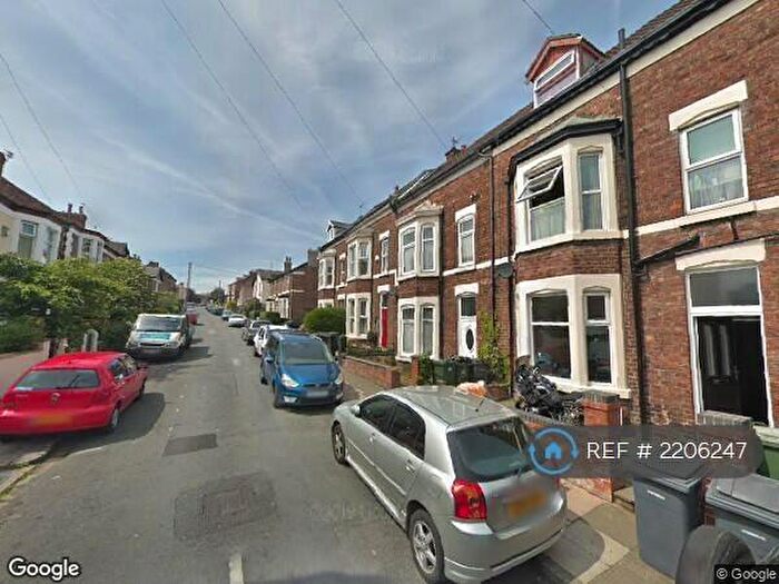 3 Bedroom Flat To Rent In New Brighton, Wirral, CH45