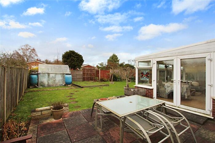 3 Bedroom Bungalow For Sale In Kingswood Close, Brooke, Norwich, Norfolk, NR15