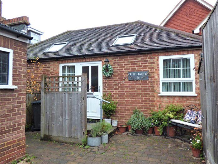 1 Bedroom Bungalow To Rent In Cobham Way. East Horsley, KT24