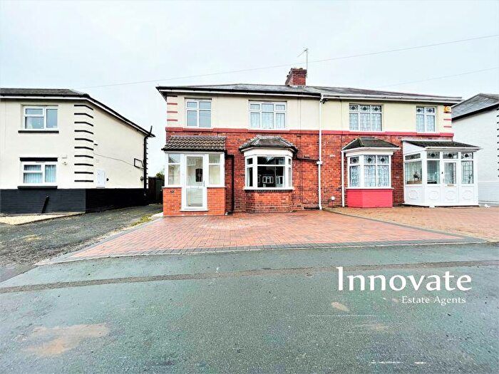 3 Bedroom Semi-Detached House To Rent In Bleakhouse Road, Oldbury, B68