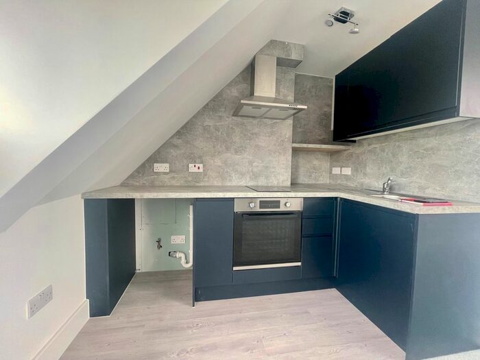 1 Bedroom Flat To Rent In Albion Street, London, SE16