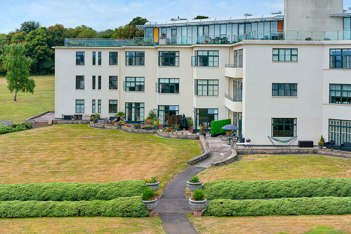 2 Bedroom Apartment To Rent In The Headlands, Hayes Road, Sully, Penarth, CF64
