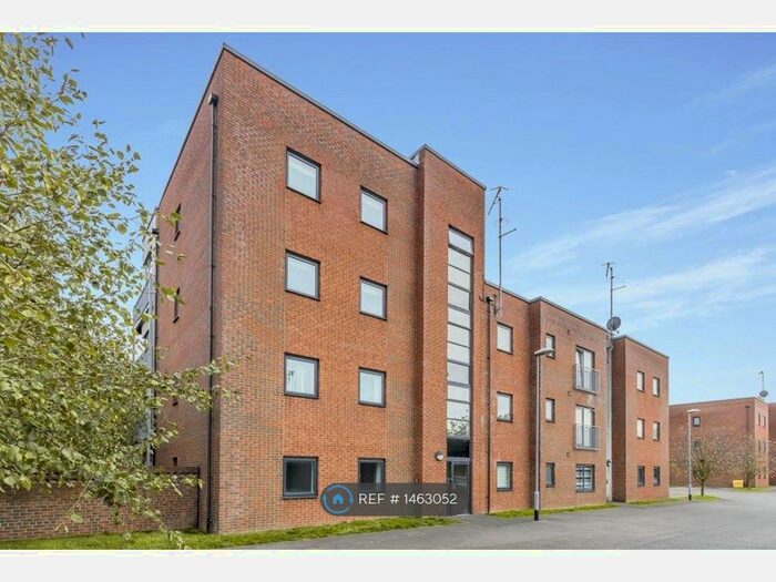 2 Bedroom Flat To Rent In Cliffe Vale, Stoke-On-Trent, ST4