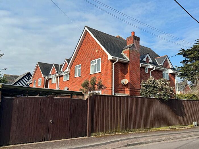3 Bedroom Semi Detached House For Sale In Christchurch Road Barton On Sea, BH25