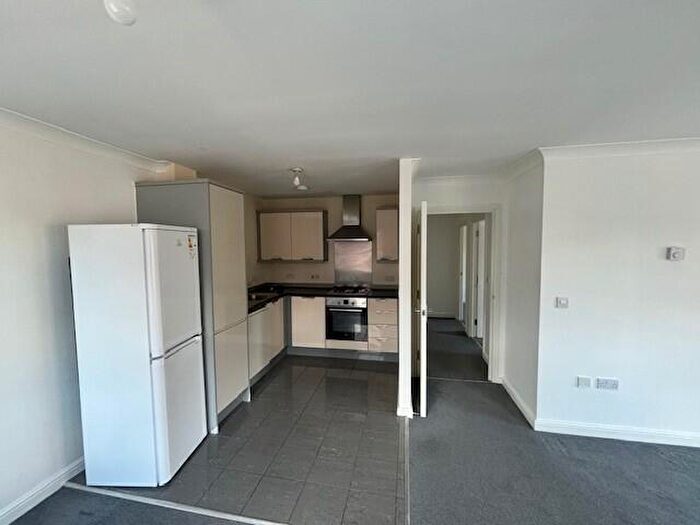 2 Bedroom Flat To Rent In Ilford, IG4