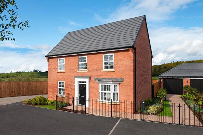 4 Bedroom Detached House For Sale In Beck Lane, Sutton In Ashfield, Nottinghamshire, NG17