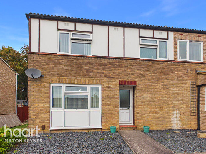 3 Bedroom Semi-Detached House For Sale In Myrtle Bank, Milton Keynes, MK12