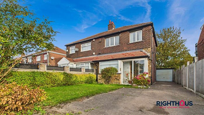 3 Bedroom Semi-Detached House For Sale In Mayo Avenue, Bradford, BD5