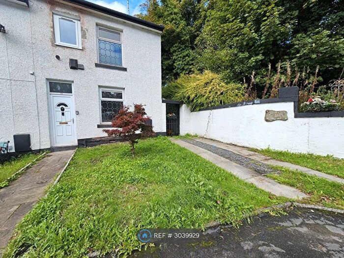3 Bedroom End Of Terrace House To Rent In Lodge View, Heywood, OL10