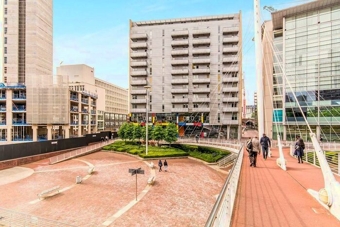 2 Bedroom Apartment To Rent In The Bridge Apartments, M3