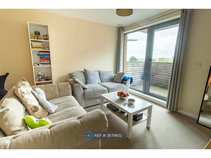 2 Bedroom Flat To Rent In Skyline, Birmingham, B1