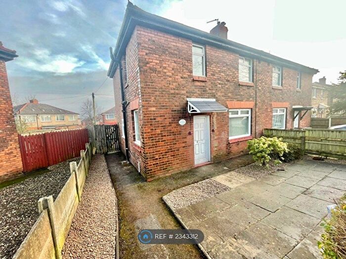 3 Bedroom Semi-Detached House To Rent In Ridyard Street, Wigan, WN5