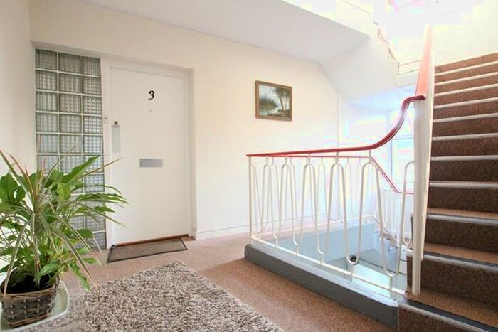 3 Bedroom Flat To Rent In Avon Court, Tewkesbury, GL20