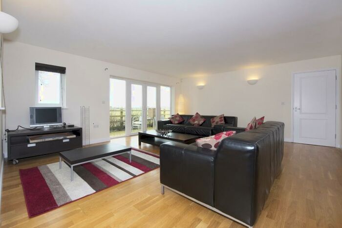2 Bedroom Apartment To Rent In Banbury Road, North Oxford, OX2