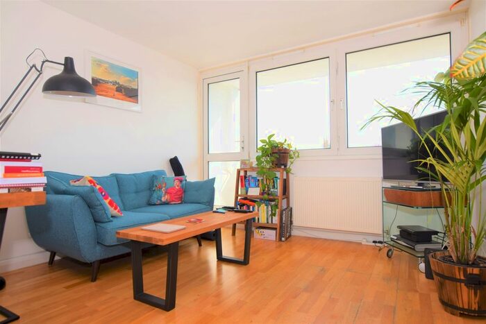 1 Bedroom Flat To Rent In Kipling Estate, London, SE1