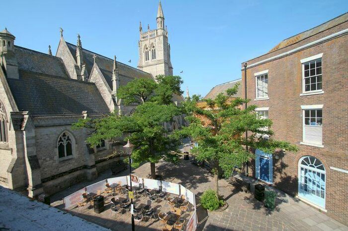 Flat To Rent In Office - St Thomas Square, Newport, PO30