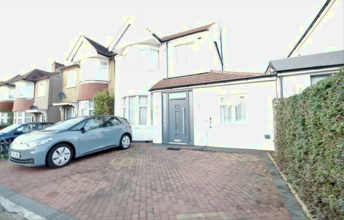 1 Bedroom Flat To Rent In Northumberland Road, Harrow, HA2
