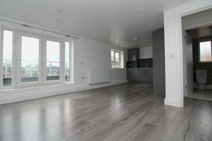 1 Bedroom Apartment To Rent In College Road, Bromley, BR1