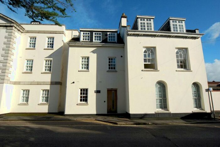 2 Bedroom Apartment To Rent In Exeter, EX2