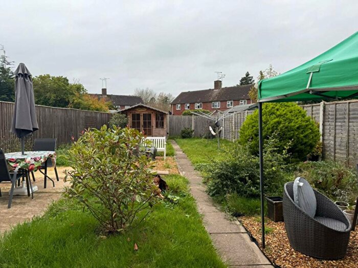 2 Bedroom Semi-Detached House For Sale In Picket Close, Fordingbridge, SP6