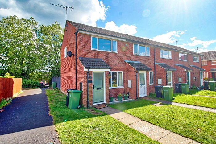 2 Bedroom End Of Terrace House For Sale In Laurel Avenue, Evesham, WR11