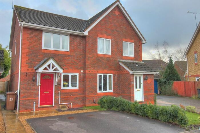 2 Bedroom Semi-Detached House To Rent In Fairbairn Walk, Knightwood Park, Chandlers Ford, SO53