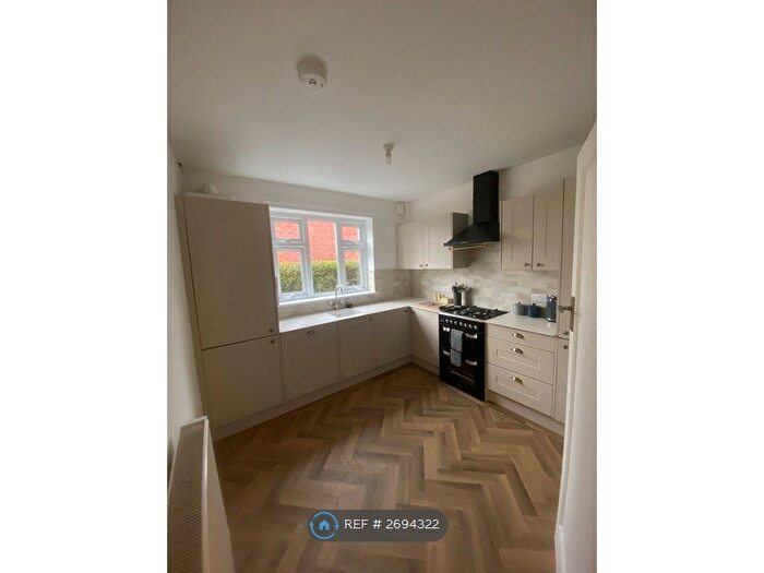 1 Bedroom Flat To Rent In Curzon Terrace, York, YO23