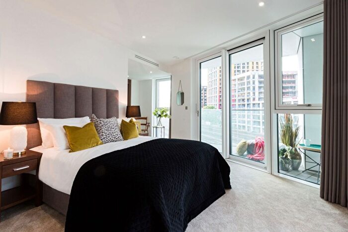 3 Bedroom Flat To Rent In Mylo Nine Elms, Nine Elms, London, SW8
